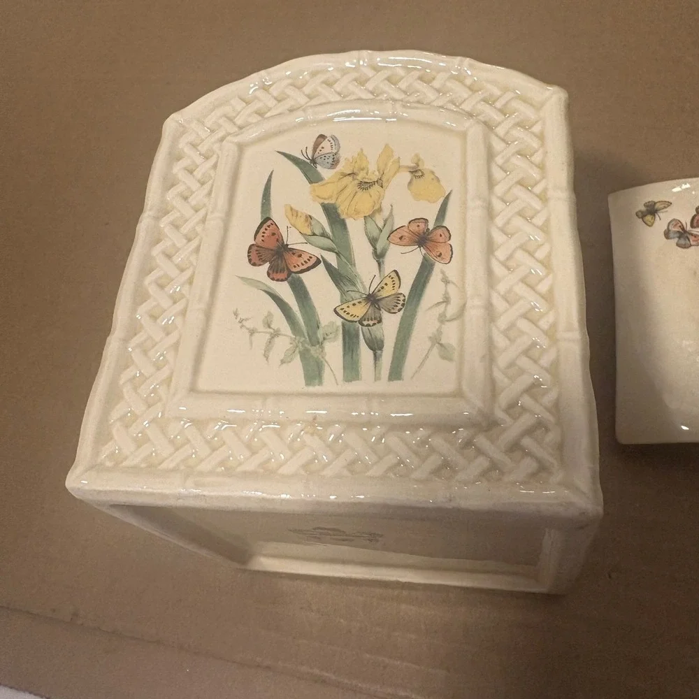 N/A decorative ceramic